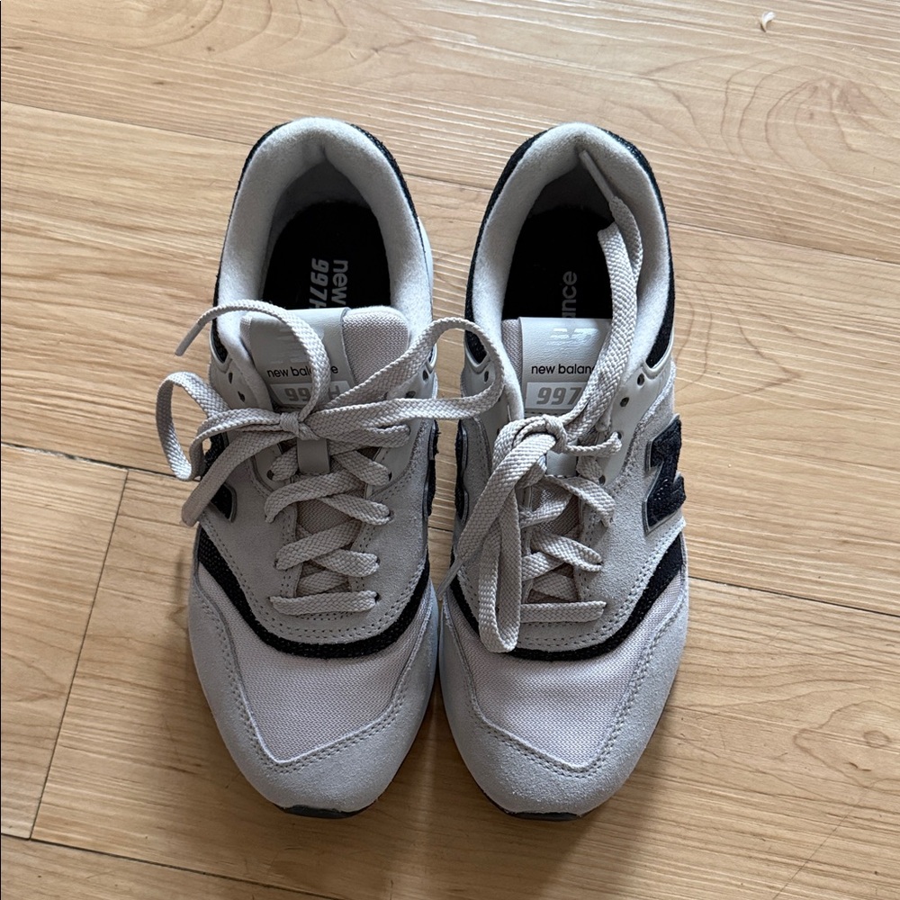 New Balance White and Black Athletic Shoes